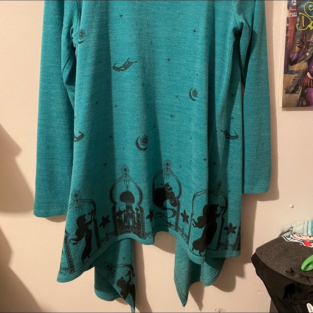 Hottopic Disney’s Aladdin Cardigan